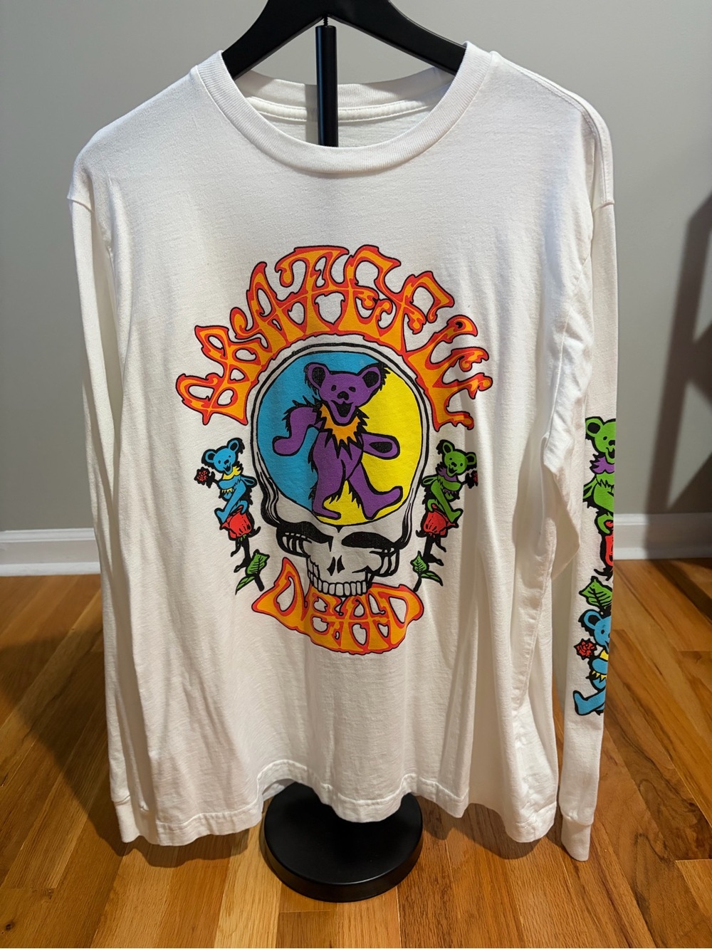 Long-Sleeve Grateful Dead Graphic Tee
